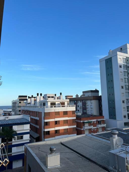 Lindo Apto A Uma Quadra Do Mar Capão da Canoa Exteriör bild